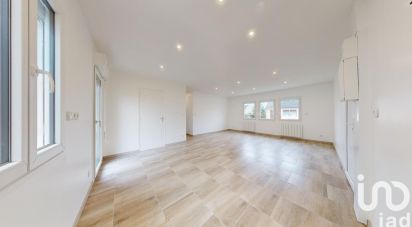 Pavillon 5 pièces de 74 m² à Varennes-sur-Seine (77130)