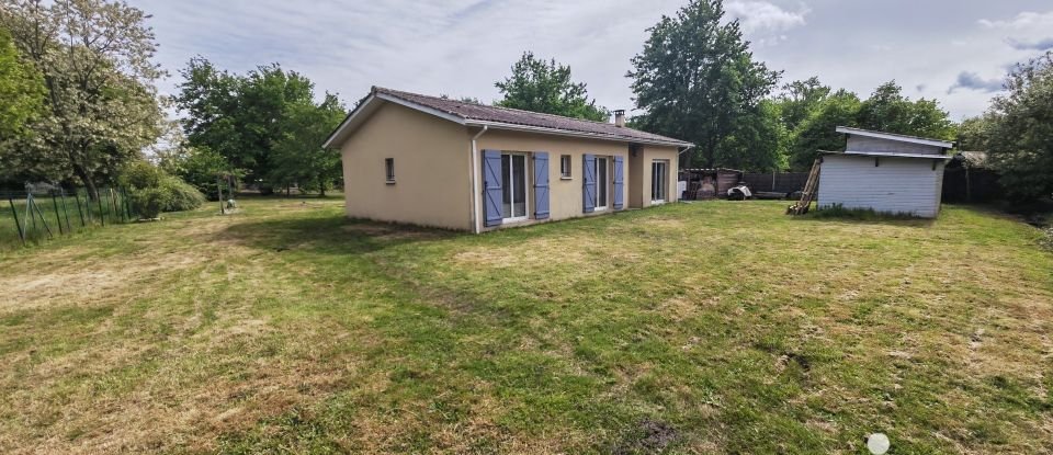 Maison 3 pièces de 98 m² à Le Tuzan (33125)