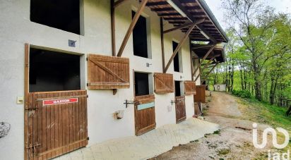 Equestrian facility 8 rooms of 290 m² in Saint-Clair (82400)