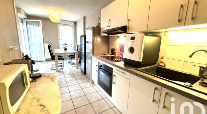 Apartment 3 rooms of 69 m² in Échirolles (38130)