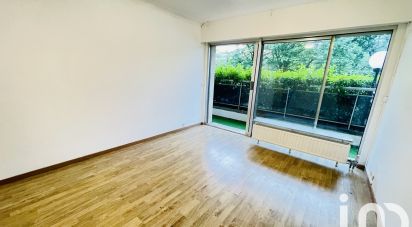 Appartement 2 pièces de 44 m² à Évry (91000)