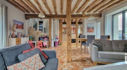 Maison de village 8 pièces de 255 m² à Arnouville-lès-Mantes (78790)