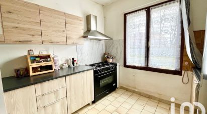 Maison 3 pièces de 75 m² à Oulches (36800)