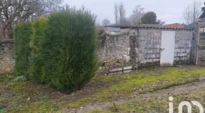 Land of 604 m² in Sainte-Maure-de-Touraine (37800)