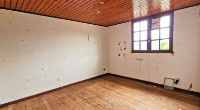 Maison 13 pièces de 260 m² à Saint-Sauveur (33250)