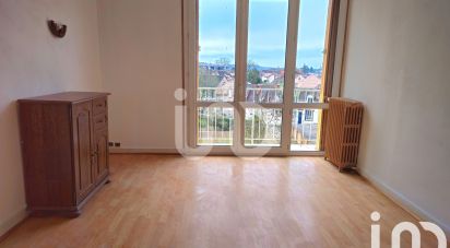 Apartment 4 rooms of 63 m² in Fontainebleau (77300)