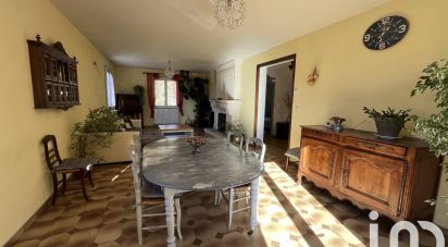 Maison traditionnelle 8 pièces de 230 m² à Champagnac-de-Belair (24530)