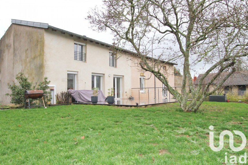 Village house 6 rooms of 145 m² in Houdemont (54180)