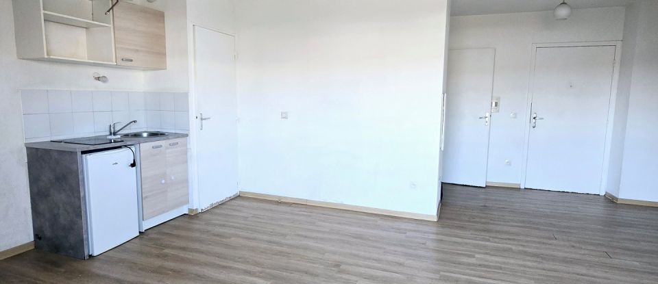 Appartement 1 pièce de 35 m² à Marseille (13015)