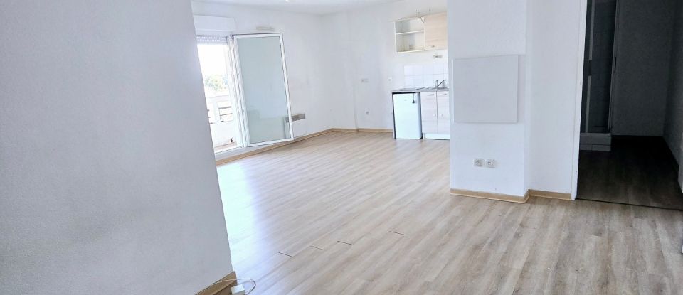 Appartement 1 pièce de 35 m² à Marseille (13015)