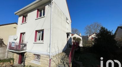 Maison traditionnelle 5 pièces de 88 m² à Jouy-en-Josas (78350)