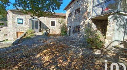 Country home 8 rooms of 212 m² in Grazac (43200)