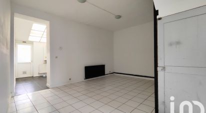 House 4 rooms of 95 m² in Anzin (59410)