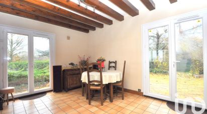 Traditional house 7 rooms of 148 m² in Saint-Maurice-Montcouronne (91530)