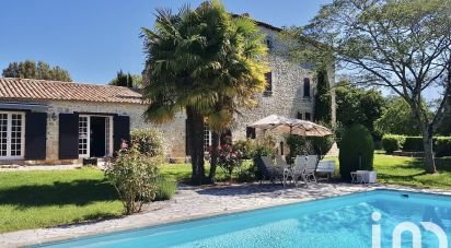 Estate 7 rooms of 247 m² in Baron (33750)