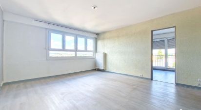 Appartement 3 pièces de 64 m² à Charleville-Mézières (08000)