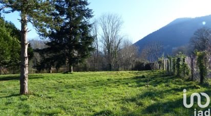 Land of 1,120 m² in Izeste (64260)