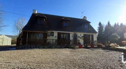 Traditional house 6 rooms of 139 m² in Saint-Pierre-en-Auge (14170)