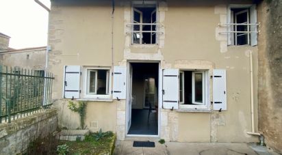 House 2 rooms of 50 m² in Nanclars (16230)