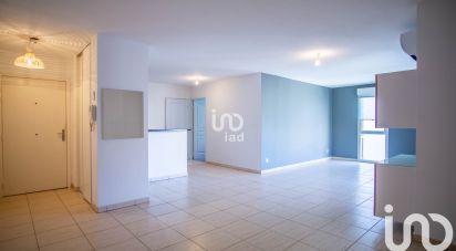 Apartment 3 rooms of 76 m² in Saint-Raphaël (83700)