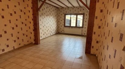 House 3 rooms of 102 m² in Saint-Quentin (02100)