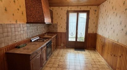 House 3 rooms of 102 m² in Saint-Quentin (02100)