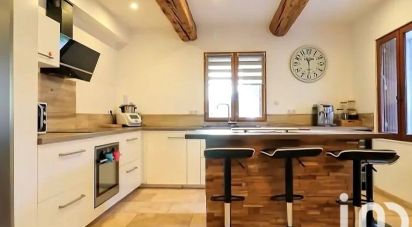 Maison 7 pièces de 150 m² à Seillons-Source-d'Argens (83470)