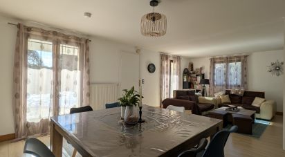 House 5 rooms of 104 m² in Bourg-de-Péage (26300)