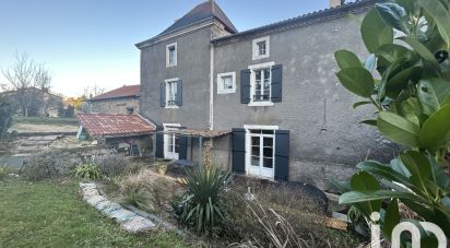 Townhouse 9 rooms of 190 m² in Augignac (24300)