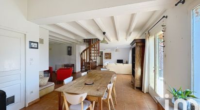 Traditional house 7 rooms of 163 m² in Lavernose-Lacasse (31410)