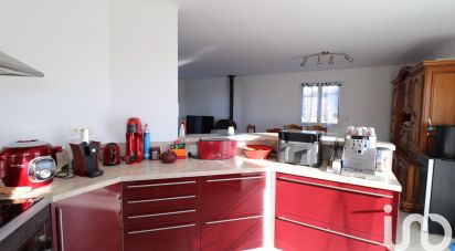 House 5 rooms of 111 m² in Thuret (63260)