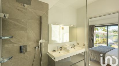 Maison 5 pièces de 206 m² à Porto-Vecchio (20137)