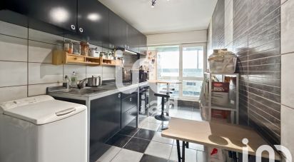 Appartement 3 pièces de 67 m² à Noisy-le-Grand (93160)