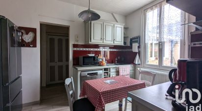 Town house 6 rooms of 131 m² in Le Coudray (28630)