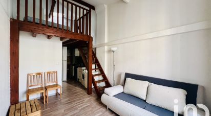 Studio 1 pièce de 25 m² à Bordeaux (33000)