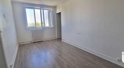 Appartement 4 pièces de 66 m² à Villiers-le-Bel (95400)