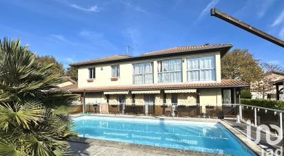 House 11 rooms of 241 m² in Andernos-les-Bains (33510)