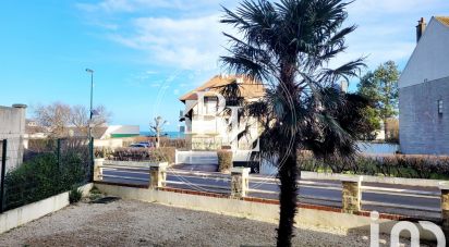 Appartement 2 pièces de 51 m² à Luc-sur-Mer (14530)