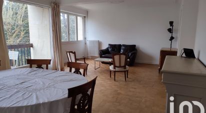 Apartment 5 rooms of 96 m² in Fontainebleau (77300)