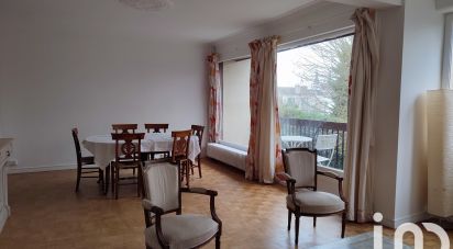 Apartment 5 rooms of 96 m² in Fontainebleau (77300)