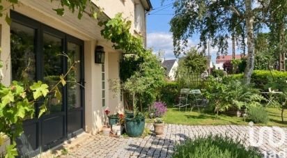 Traditional house 5 rooms of 163 m² in Nantes (44300)