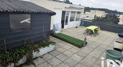 Apartment 3 rooms of 60 m² in Savigny-le-Temple (77176)