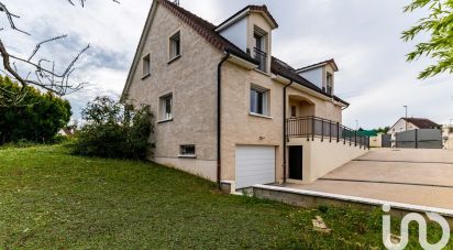 House 7 rooms of 170 m² in Fontaine-lès-Dijon (21121)