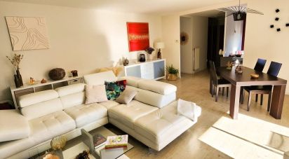 Apartment 3 rooms of 75 m² in Nîmes (30000)