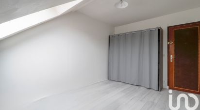 Studio 1 room of 15 m² in Longjumeau (91160)