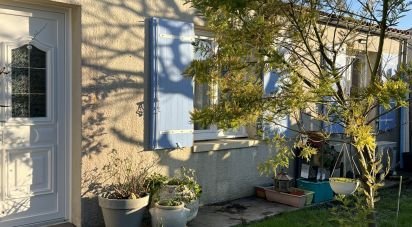 Maison 4 pièces de 90 m² à Montroy (17220)