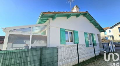 House 3 rooms of 55 m² in Royan (17200)