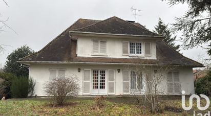 Maison traditionnelle 6 pièces de 214 m² à Romorantin-Lanthenay (41200)