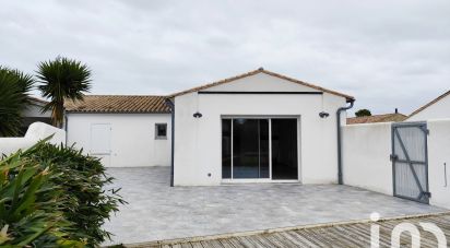 House 4 rooms of 115 m² in Rivedoux-Plage (17940)