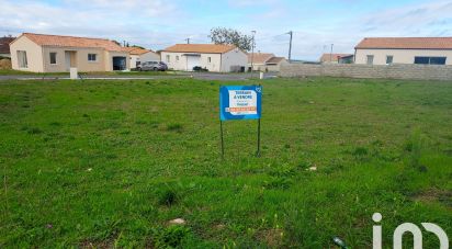 Land of 528 m² in Ruelle-sur-Touvre (16600)